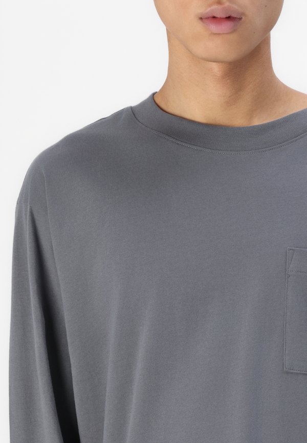 SUPER SOFT OVERSIZED  - Long sleeved top - shark fin2