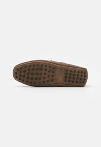 Pier One Mocassins - brown