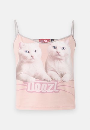 Débardeur rose à bretelles avec deux chats blancs aux yeux bleus et le mot "WOOZL" en dessous d'eux sur le devant.