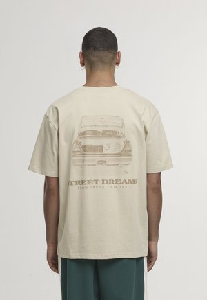 SLOGAN BOXY  - Print T-shirt - sand