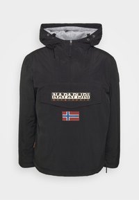 Giacca nera con cappuccio, design a mezza zip, foderata in pile, tasca frontale e bandiera norvegese ricamata insieme al logo del marchio.
