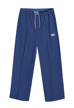 Umbro, PINSTRIPE RELAXED PANT - Træningsbukser - estate blue