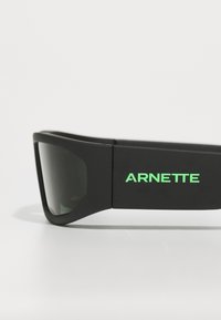 Arnette SMAZE UNISEX - Saulesbrilles - matte black