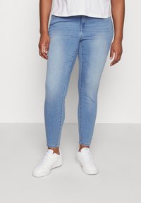 Vero Moda Curve - VMSOPHIA BUT - Jeans Skinny Fit - medium blue denim Immagine in miniatura 1