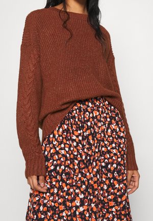 Strickpullover - metallic red