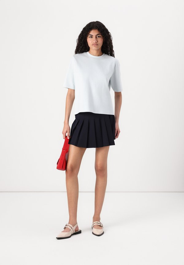 ONLROBBYN LIFE O NECK BOX - Basic T-shirt3