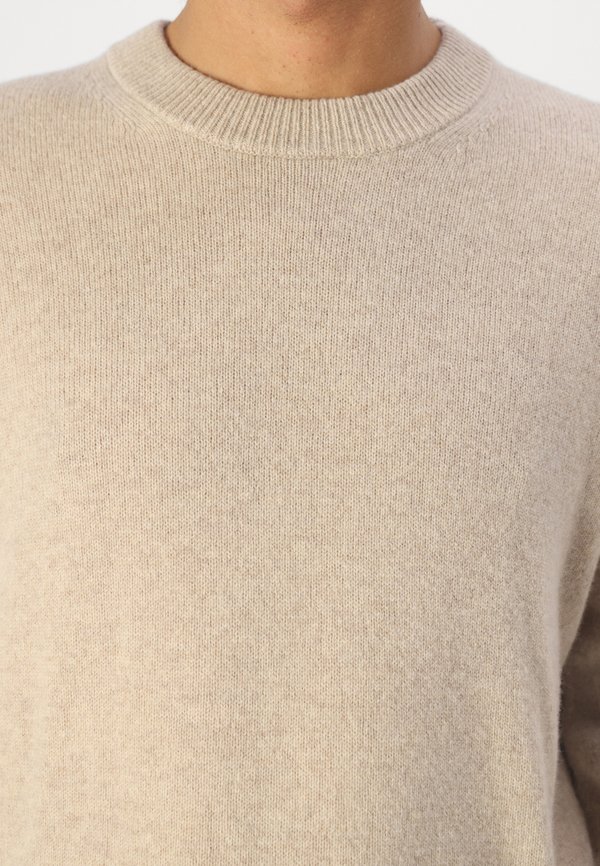 ISAK - Jumper - beige3