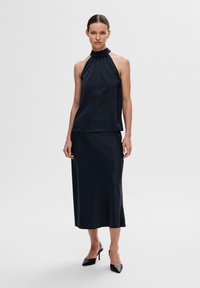 Selected Femme SLFLENA RACHELLE HALTER NECK - Top - dark sapphire
