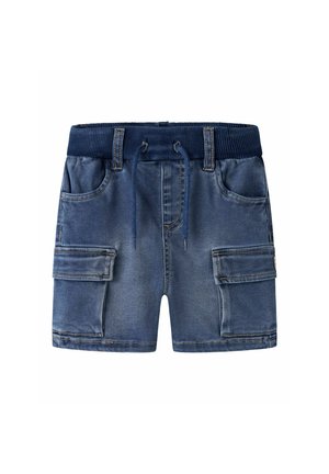 Pantaloni scurți de blugi albaștri pentru copii mici, cu talie elastică, șnur de ajustare, buzunare frontale și două buzunare cargo laterale cu clapete.