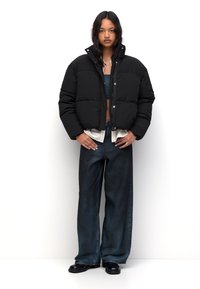 PULL&BEAR PUFFER - Zimná bunda - black