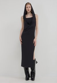 Calliope LUNGO CON CAPPUCCIO - Freizeitkleid - ultrablack