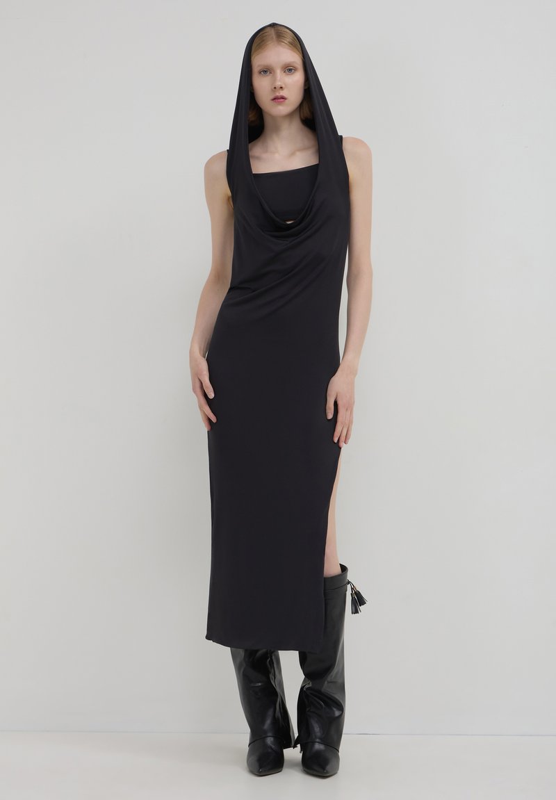 Calliope LUNGO CON CAPPUCCIO - Freizeitkleid - ultrablack