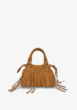 Sac à main en daim marron avec double poignée, poche zippée à l'avant, sangles décoratives avec boucles et longues franges de chaque côté.