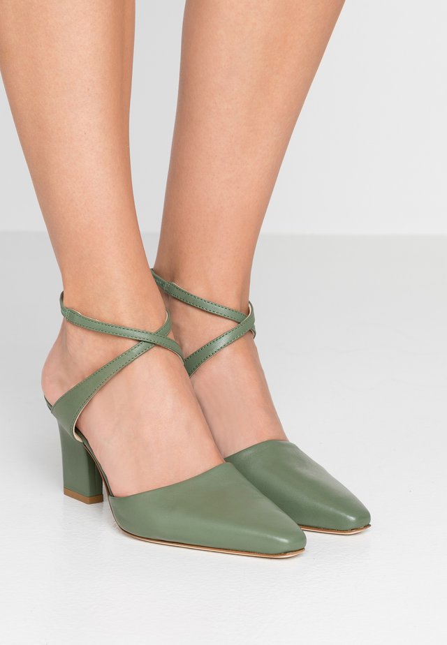 LILA - Pumps - sea foam