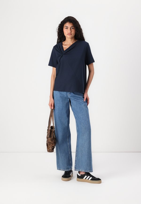 SLFMILA TWISTED TEE - Basic T-shirt - dark sapphire3