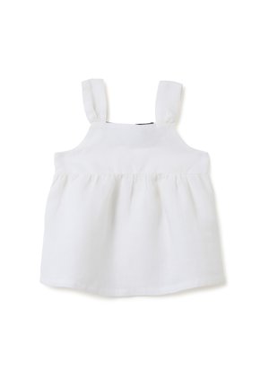Vestido blanco sin mangas para niño pequeño con tirantes anchos y cintura fruncida, mostrado plano sobre un fondo blanco.