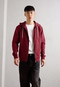 Scotch & Soda LOGO BADGE FULL ZIP THROUGH HOODIE - Hoodie - bordeaux
