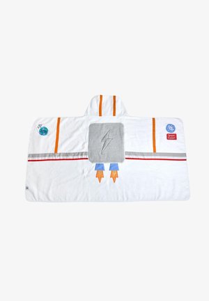 Witte handdoek met capuchon, ontworpen als een raket met een grijs paneel, oranje strepen, raketvlammen en "Space Cadet" patchdetails.