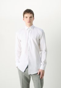 Thumbnail Image 4