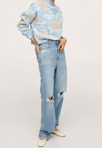 Mango Pullover - light blue