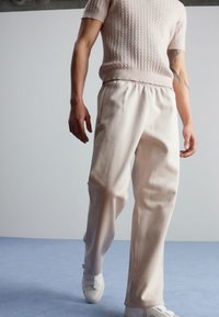 adidas Originals PREMIUM ESSENTIALS - Pantaloni sportivi - beige