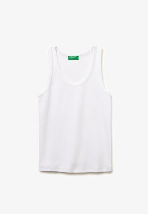 Biały prążkowany top na ramiączkach z głębokim dekoltem typu scoop oraz zieloną metką "United Colors of Benetton" wewnątrz kołnierza.