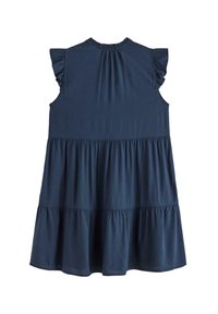Abito blu navy a maniche corte con design a strati. Tessuto morbido e liscio con dettagli arricciati sulle spalle e scollo raccolto.