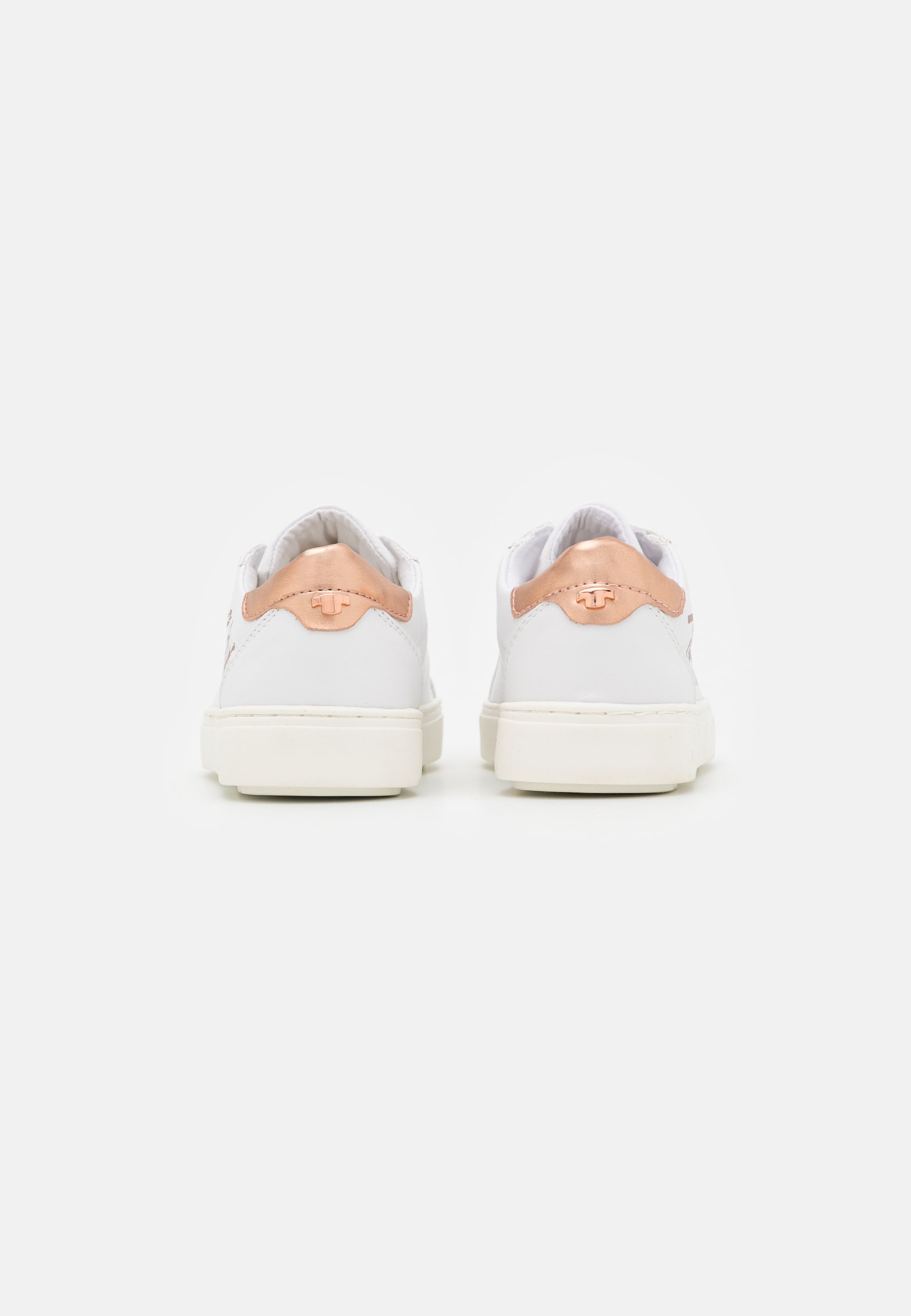 مجهر جمع صقلية tom tailor sneaker 