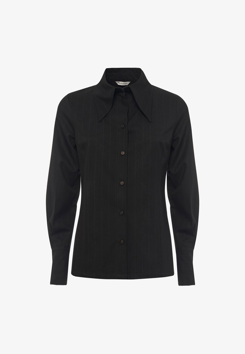 Camicione nero a maniche lunghe con colletto classico e motivo a righe verticali. Presenta una chiusura con bottoni e una texture di tessuto liscia.