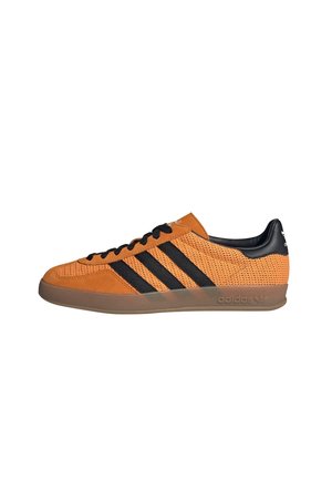 GAZELLE INDOOR SHOES - Tenisice - eqt orange   core black   gum