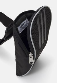 adidas Originals SMALL ITEM - Bum bag - black/reflective silver