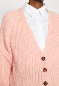 Fabienne Chapot Kofta - light pink