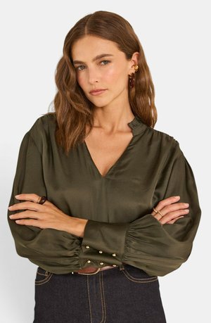 Maison 123, CHEMISIER MAEVA BL SATIN - Blouse - kaki