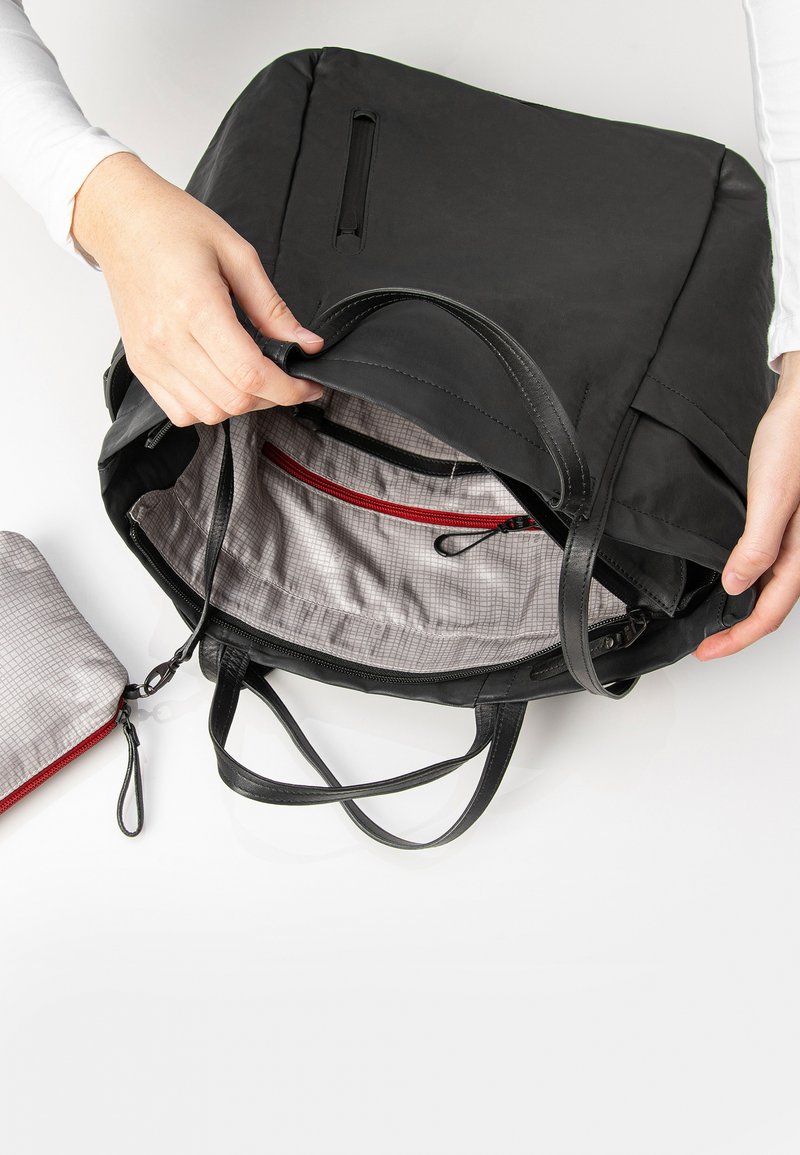 Aunts & Uncles TAKAMATSU - Handtas - volcanic ash