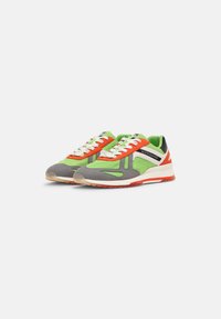 Scotch & Soda VIVEX - Trainers - green/multi