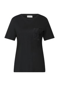 Sort bomulds t-shirt med korte ærmer, rund halsudskæring og en tekstureret lomme med et detaljeret blonder-lignende mønster.