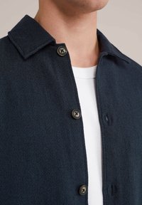 WE Fashion THE TEXTURED - Cămașă - navy blue
