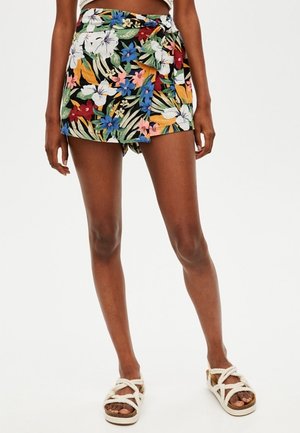 Bloemmotief shorts met een zwarte achtergrond, strikband in de taille en levendige, veelkleurige bloemen. Gemaakt van lichtgewicht materiaal.