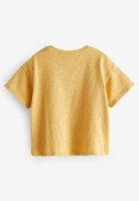 Next SHORT SLEEVE  REGULAR FIT - T-shirts print - yellow dog