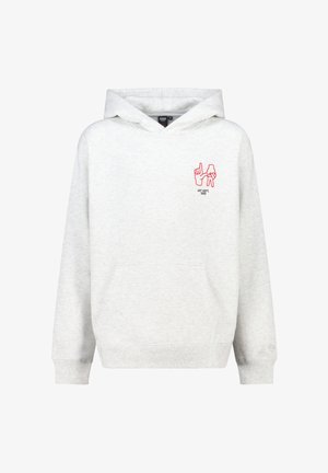 Felpa grigia in cotone con cappuccio e tasca frontale, con mani grafiche rosse e testo "ART DEPT 1989" nella zona sinistra del petto.