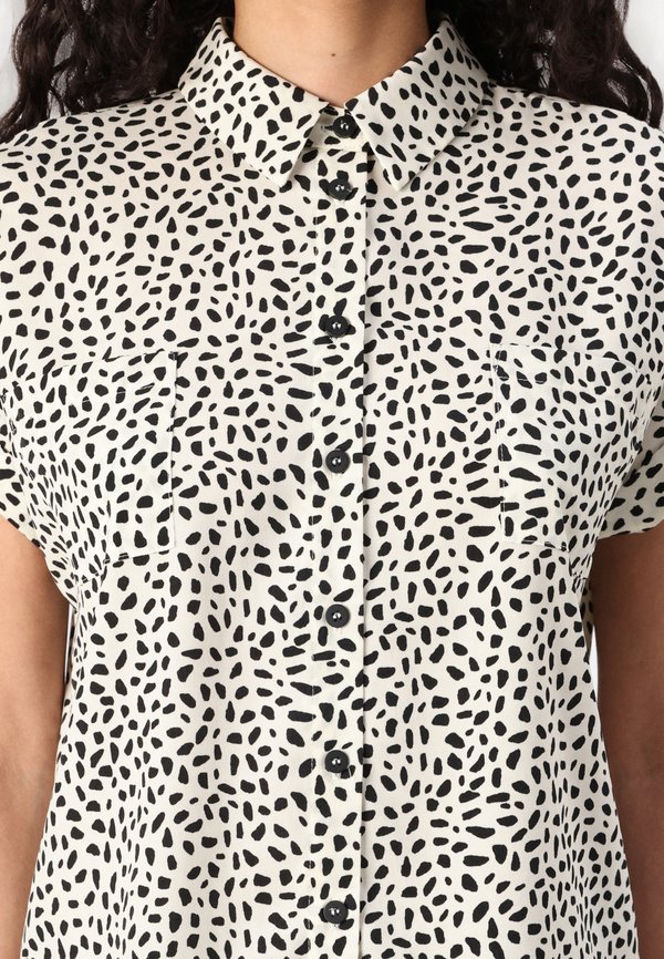 ONLHANNOVER LIFE SHIRT - Button-down blouse - cloud dancer3