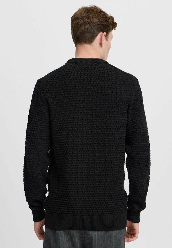 CFKARL STRUCTURED CREW NECK KNIT - Jumper3