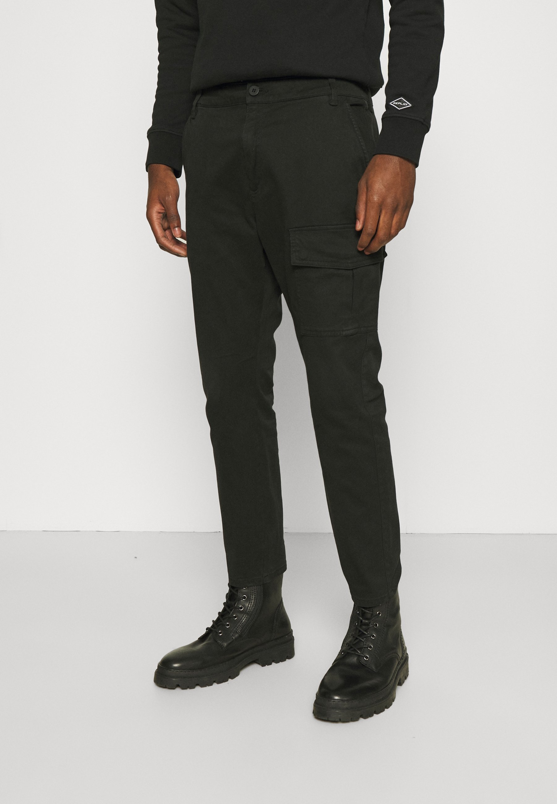YOUNG POETS SOCIETY ARIS - Pantaloni cargo - vintage black/nero - Zalando.it