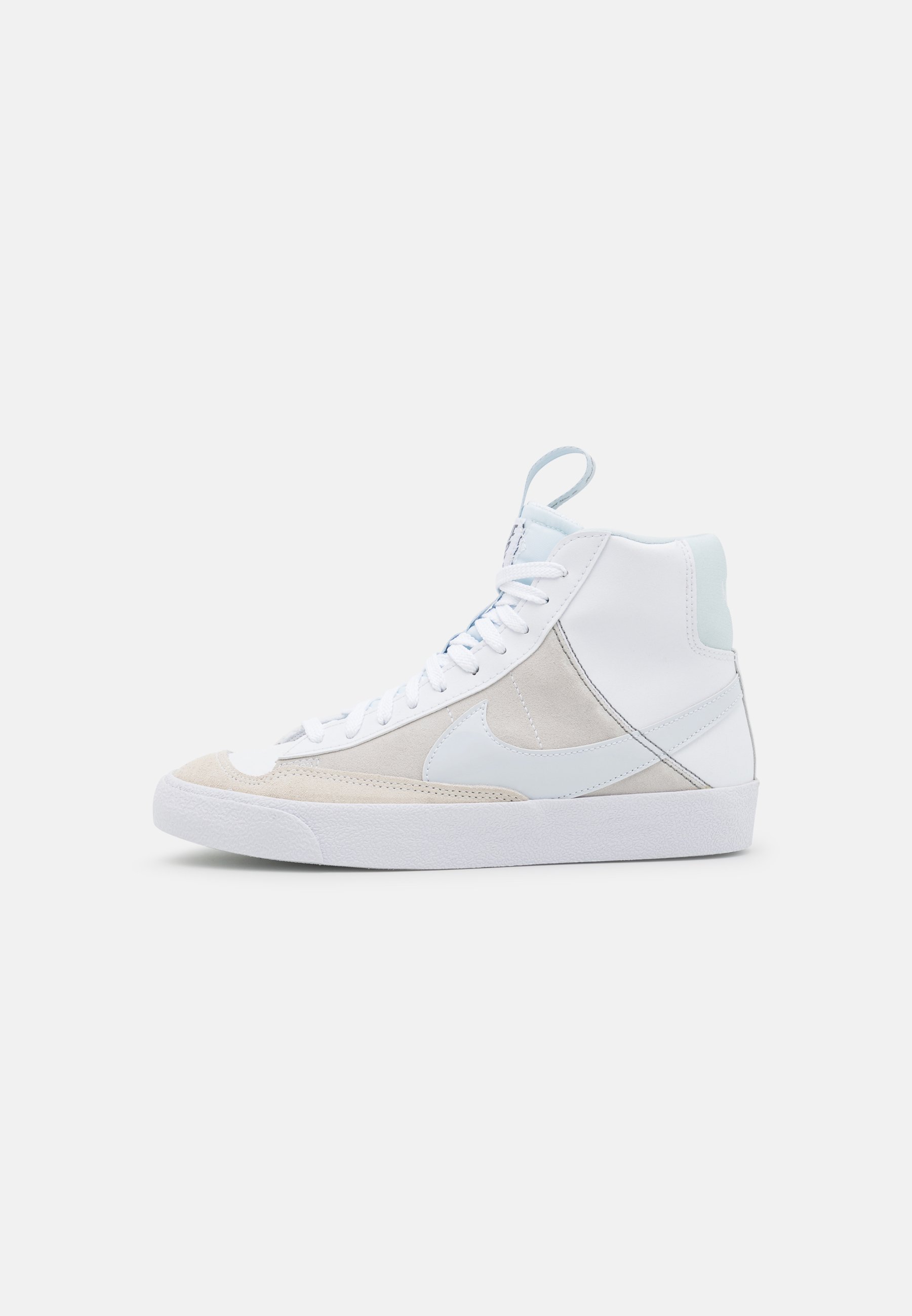 nike flat high tops