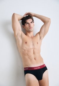 Calvin Klein Underwear HIP BRIEF 3 PACK ICON - Fecskék - black