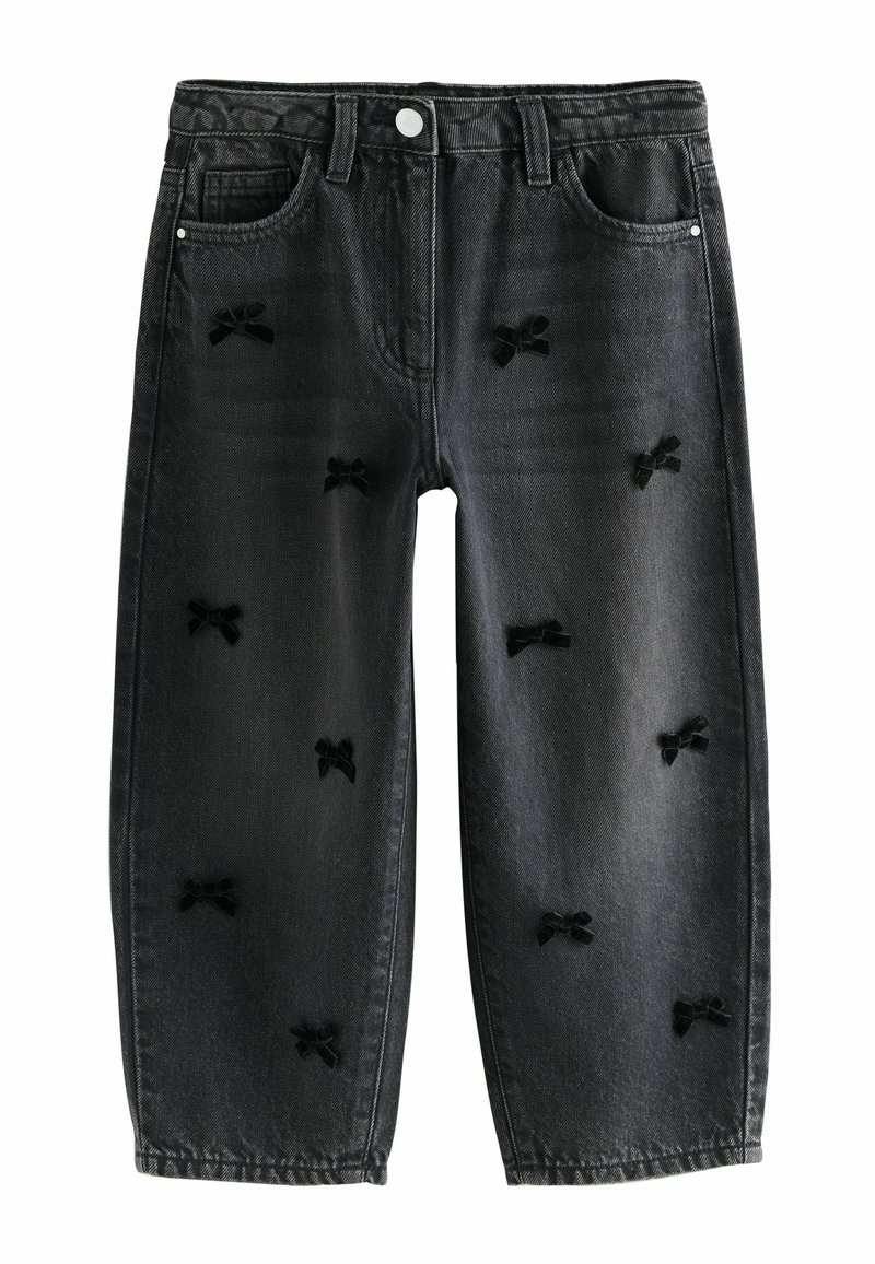 Jeans in denim nero con vestibilità rilassata, caratterizzati da molteplici piccoli applicazioni a forma di fiocco nero su tutto il tessuto. Design classico a cinque tasche con chiusura a bottone.