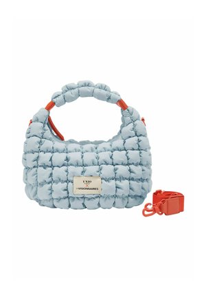 Sac à main matelassé bleu clair avec poignée rembourrée, détails de fermeture éclair orange, bandoulière orange amovible et étiquette « UNIO LES VISIONNAIRES ».