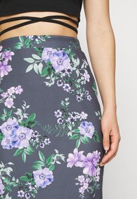 WAL G. Pennkjol - purple