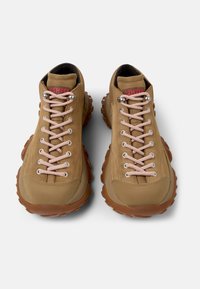 Camper KARST TREK - Sneaker low - mittelbraun