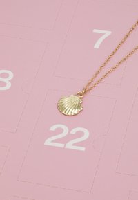 Pieces PCBELLA X-MAS CALENDAR - Kiti aksesuarai - gold-coloured/multi-coloured